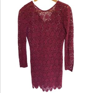 Soshanna sheath floral lace long sleeve dress